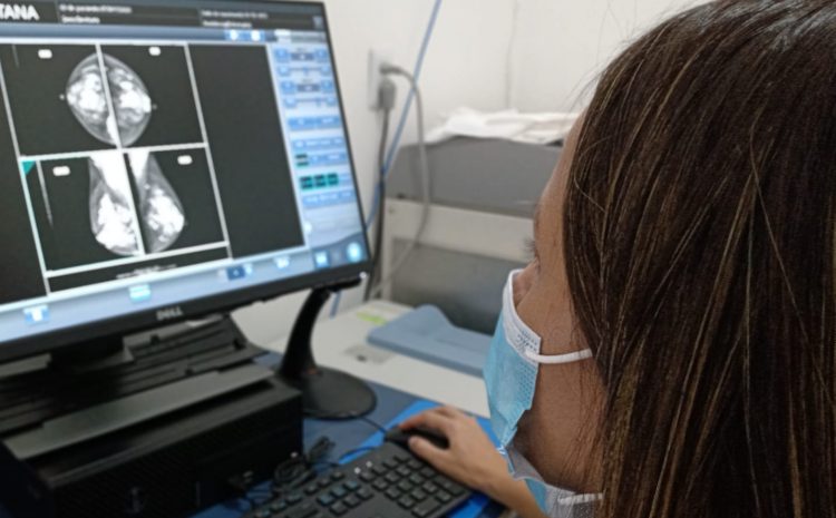  Após vacina contra Covid-19, Mulheres devem esperar 4 semanas para fazer mamografia