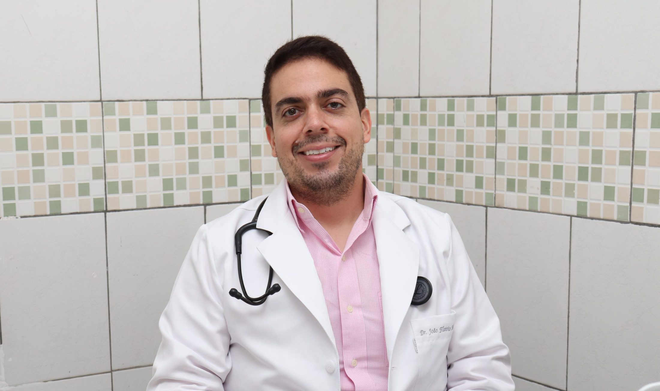 H3N2: Dr. João Flávio destaca alta procura em consultório nesta semana